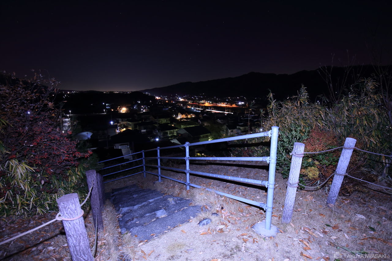 烏土塚古墳の夜景スポット写真（3）
