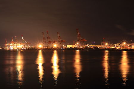 大阪港第三突堤第七岸壁の夜景スポット写真（3）class=