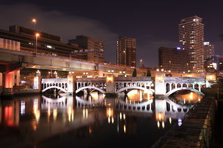 水晶橋の夜景スポット写真（4）class=