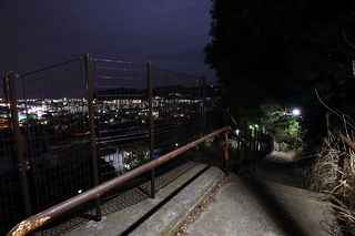 日向岡の夜景スポット写真（4）class=