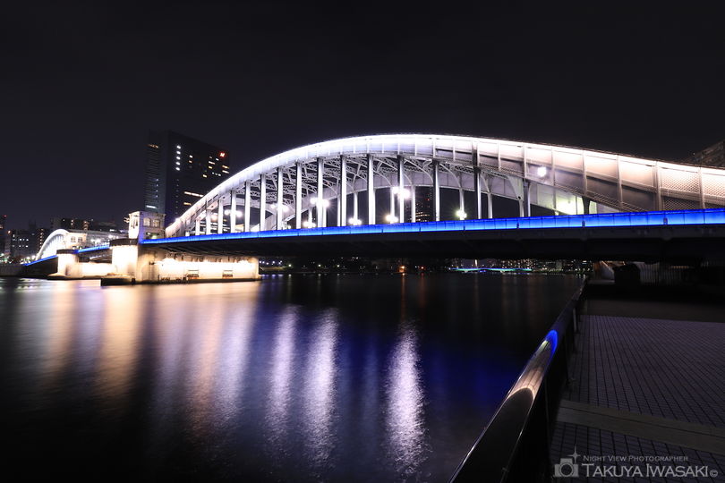 隅田川テラス　勝鬨橋付近の夜景スポット写真（1）