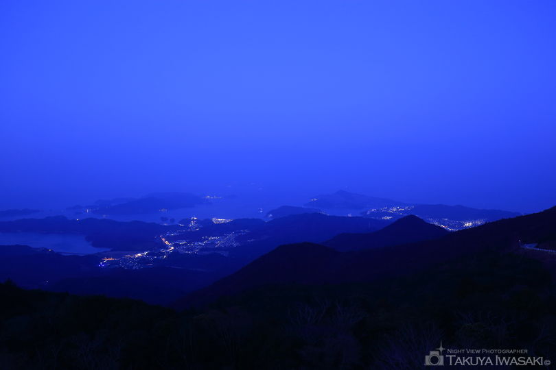 朝熊山展望台　伊勢志摩スカイラインの夜景スポット写真（1）