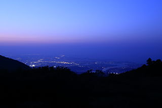 朝熊山展望台　伊勢志摩スカイラインの夜景スポット写真（2）class=