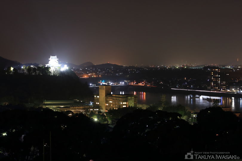 犬山成田山大聖寺の夜景スポット写真（1）