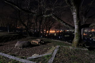 高山城跡の夜景スポット写真（4）class=