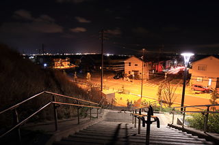 公園入口階段からの夜景