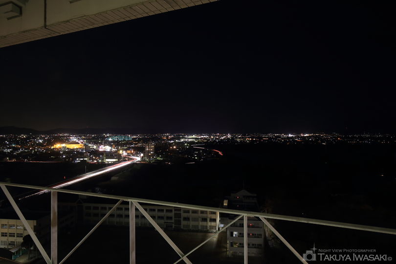 豊橋市役所 展望ロビーの夜景スポット写真（4）