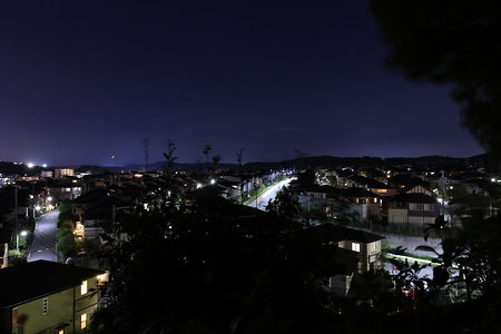 堀之内の住宅街の夜景