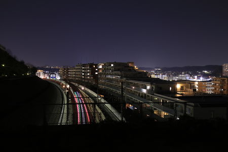 京王堀之内駅方面の夜景