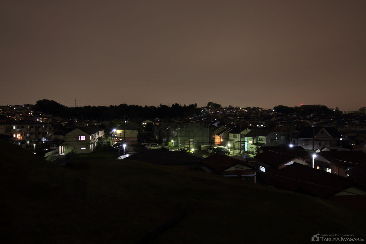 稲荷前第六公園の夜景スポット写真（1）