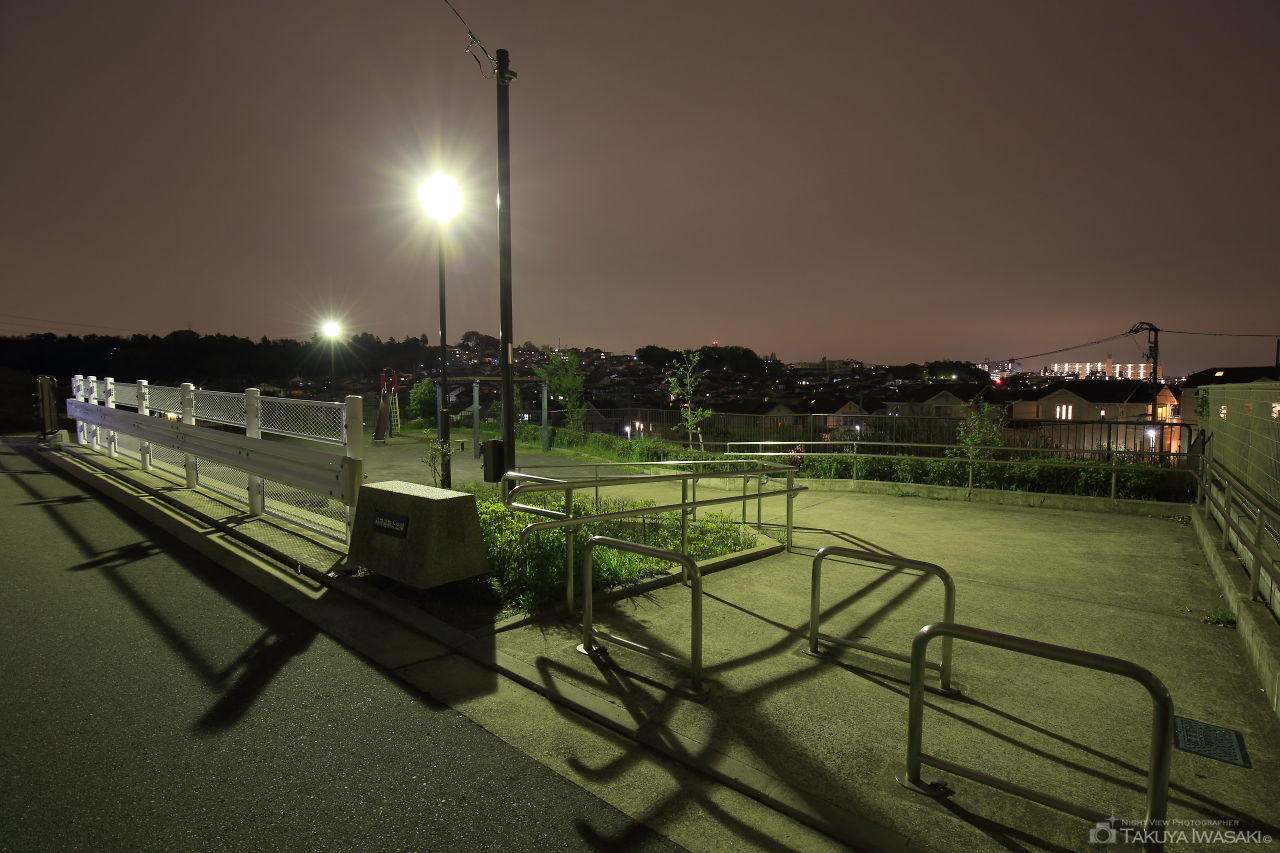 稲荷前第六公園の夜景スポット写真（4）