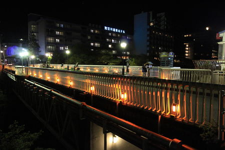 鬼怒川温泉 くろがね橋の夜景スポット写真（4）class=