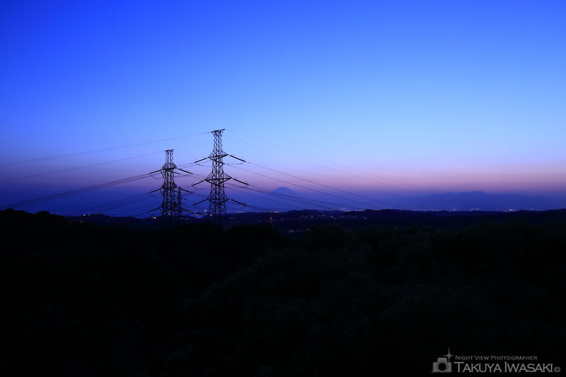 鷹取山公園 展望台の夜景スポット写真（2）