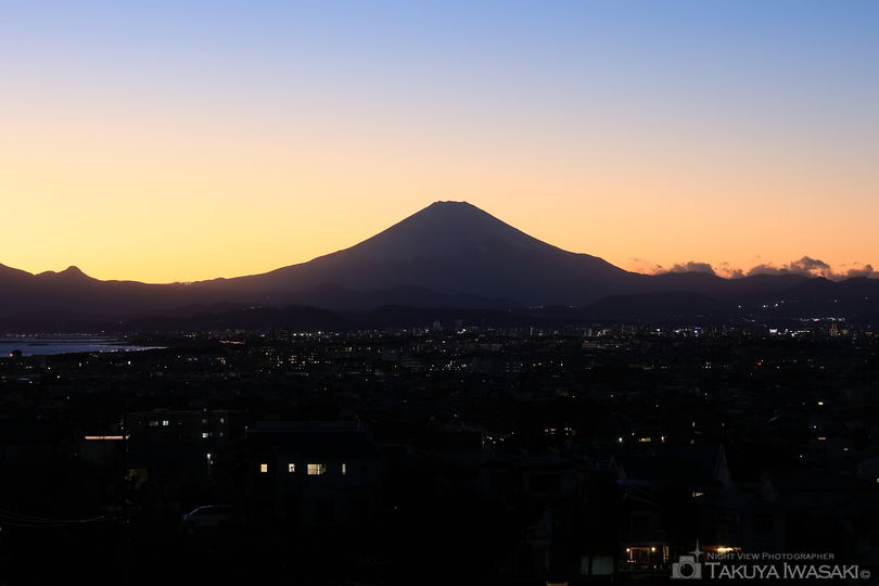 片瀬山富士見坂の夜景スポット写真（1）