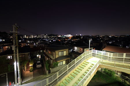 上倉田地区の住宅街夜景