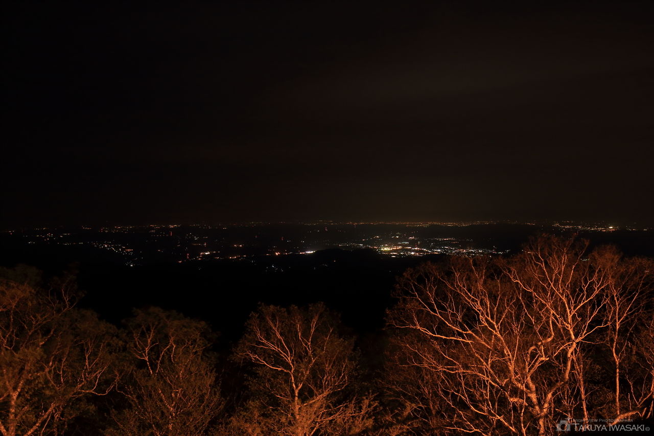 霧降高原道路の夜景スポット写真（1）