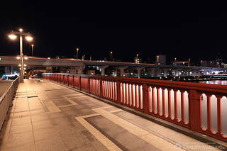 吾妻橋の歩道の雰囲気