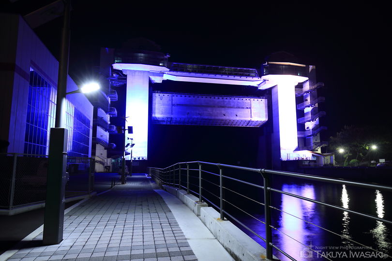 大型展望水門 びゅうおの夜景スポット写真（5）