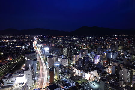 葵タワーの夜景スポット写真（2）class=