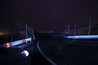 車を停めて富士市の夜景を望む