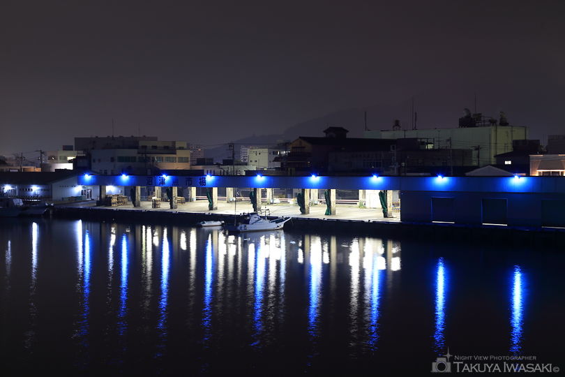 沼津魚市場 INO 展望デッキの夜景スポット写真（1）