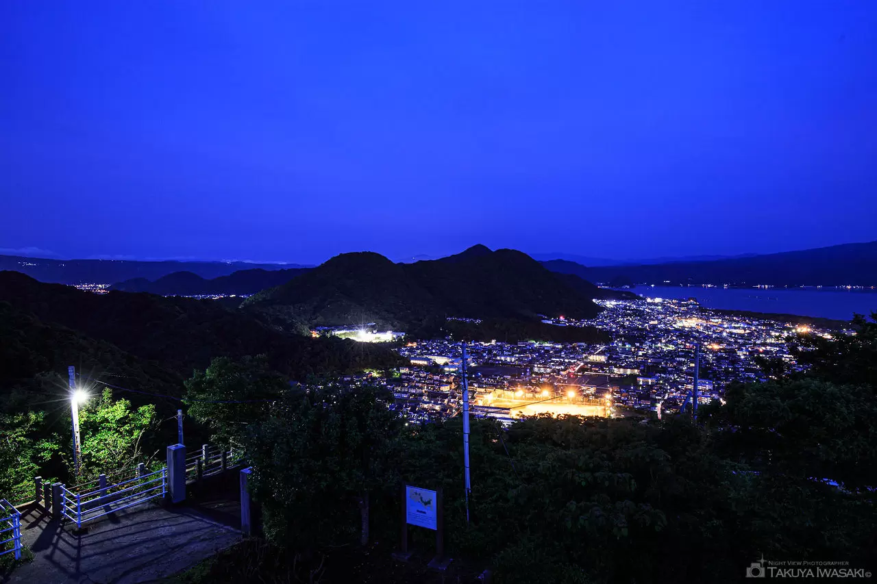 香貫山・芝住展望台の夜景（静岡県沼津市）