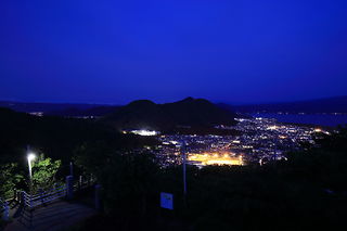 香貫山の夜景スポット写真（2）class=