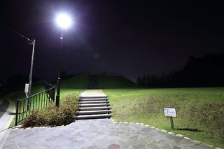 向山古墳群公園 C地区の夜景スポット写真（3）class=