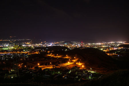 イタンキの丘の夜景スポット写真（2）class=