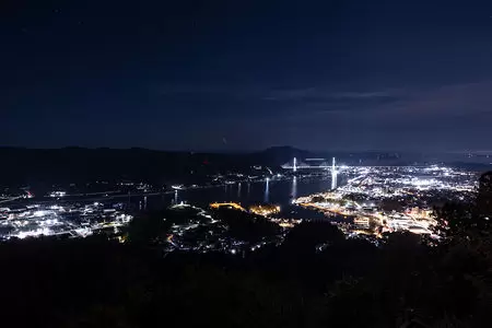 安波山　ほしのてらすの夜景