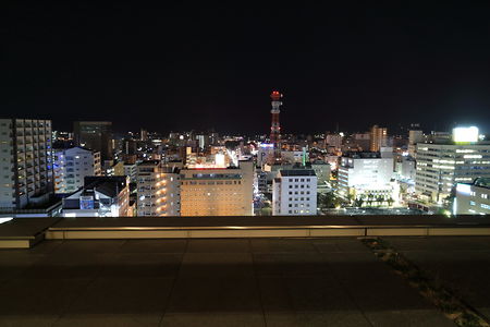 福島駅東口方面の夜景