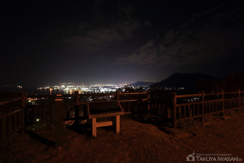 亀居公園の夜景スポット写真（2）
