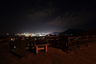 亀居公園の夜景スポット写真（2）class=