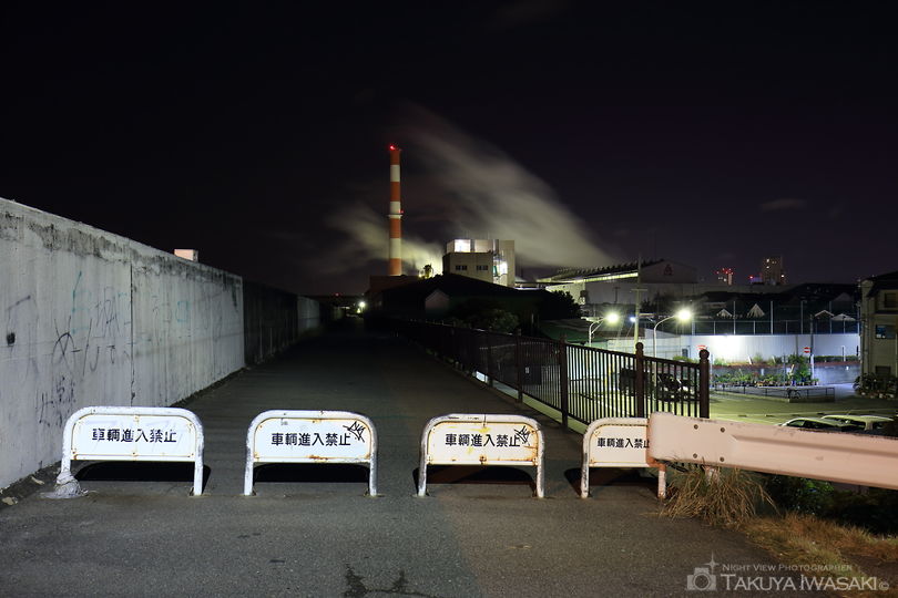 レンゴー（株）尼崎工場前の夜景スポット写真（3）