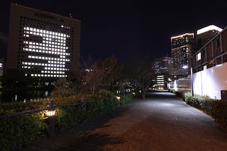 運河前遊歩道の夜景スポット写真（6）class=