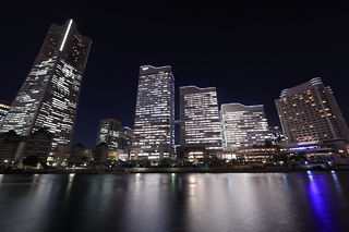 アニヴェルセルみなとみらい横浜前の夜景スポット写真（3）class=