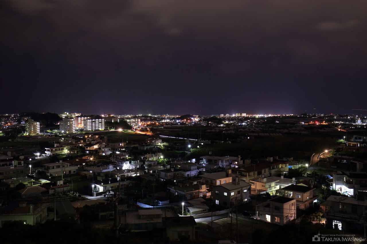 西部プラザ公園　展望台の夜景スポット写真（1）