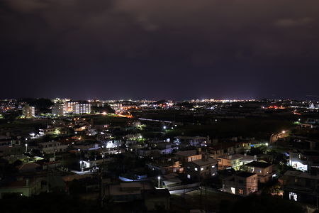 西部プラザ公園　展望台の夜景スポット写真（1）class=