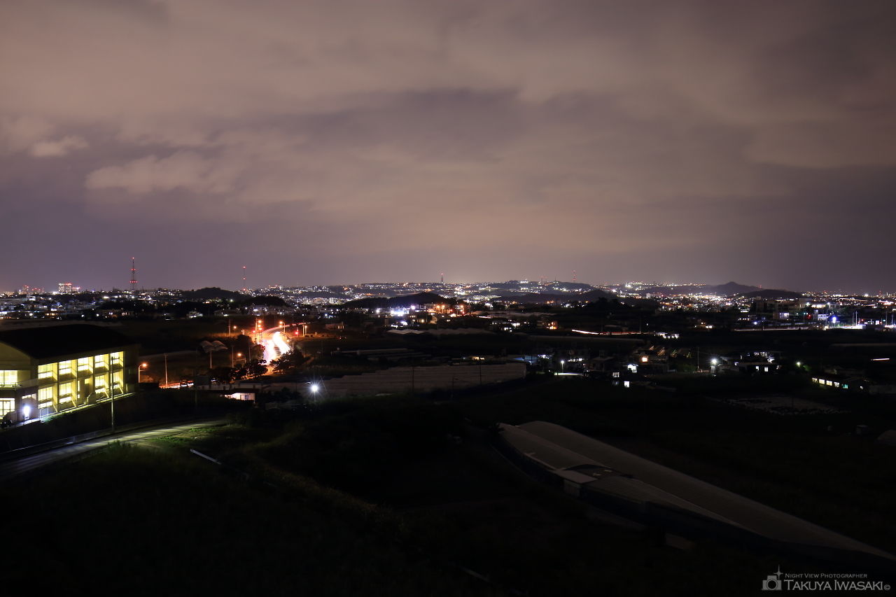 西部プラザ公園　展望台の夜景スポット写真（2）