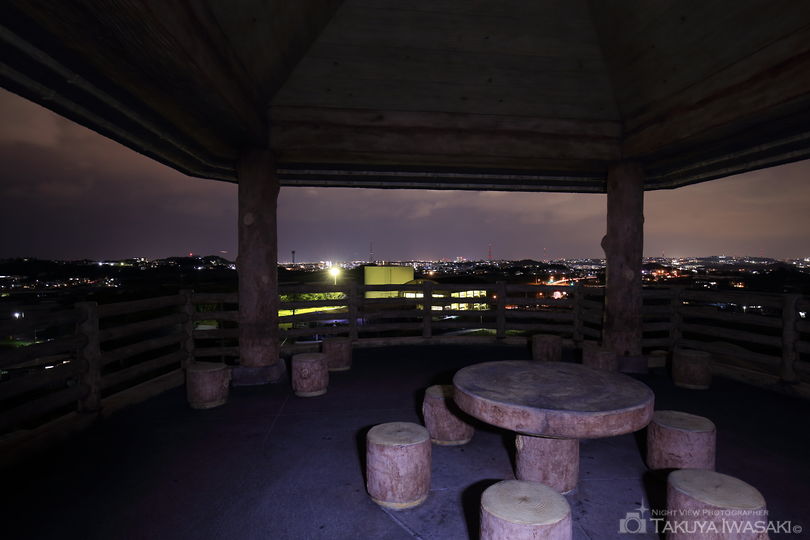 西部プラザ公園　展望台の夜景スポット写真（3）