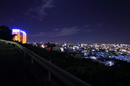 安里配水池公園の夜景スポット写真（2）class=