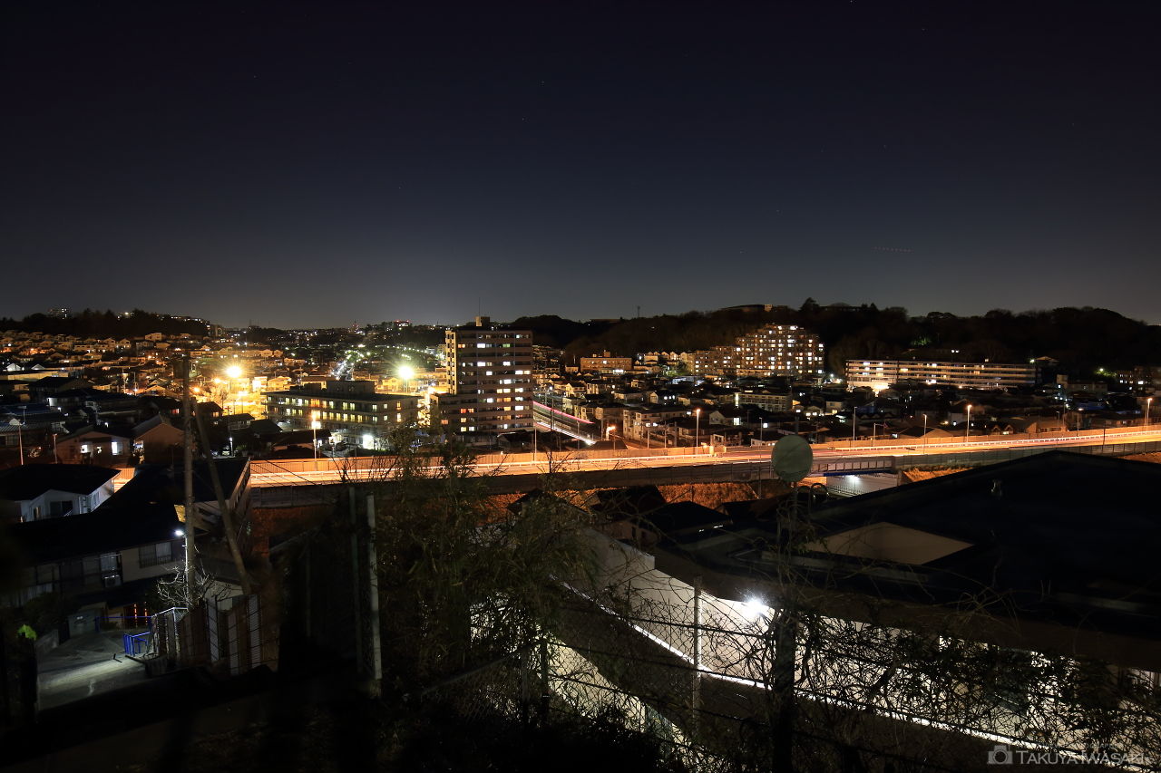 稲荷・本藤沢方面の夜景