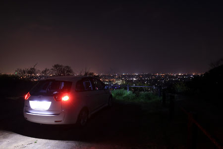 駐車場から夜景を観賞