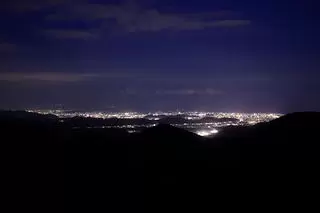 高山市民の森 中間展望台の夜景