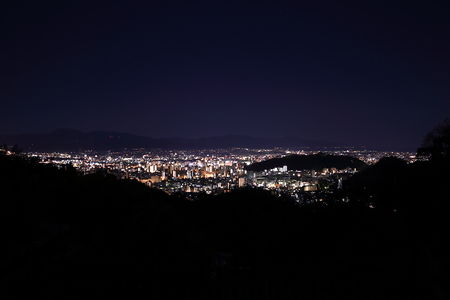 道後平ニュータウン パノラマパークの夜景スポット写真（1）class=