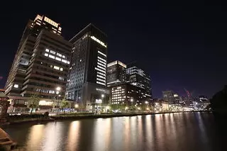 和田倉門の夜景