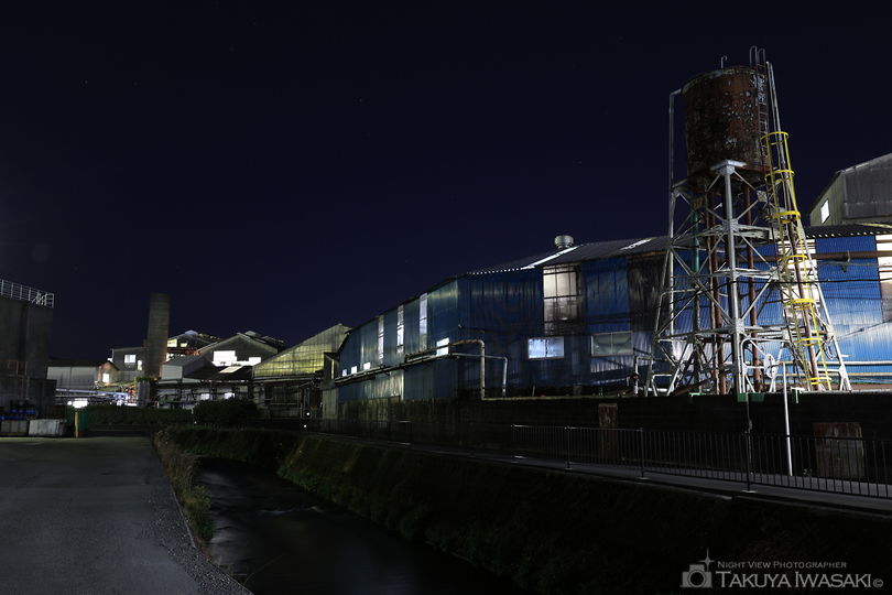 春日製紙工業前の夜景スポット写真（3）
