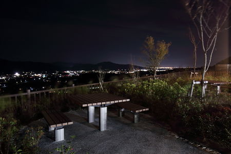 織田信長 戦地本陣跡の夜景スポット写真（3）class=