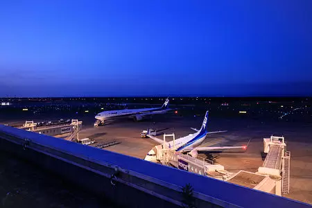 新千歳空港ターミナルビル 展望デッキの夜景