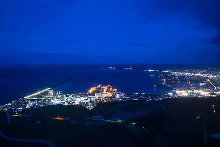 稚内公園　開基百年記念塔（稚内市北方記念館）の夜景